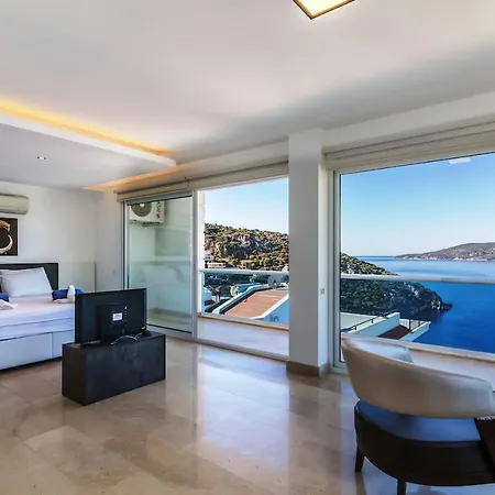 Blue Diamond Villa וילה