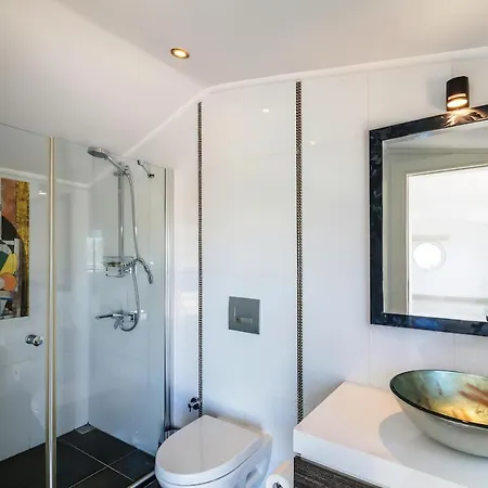 וילה Blue Diamond Villa