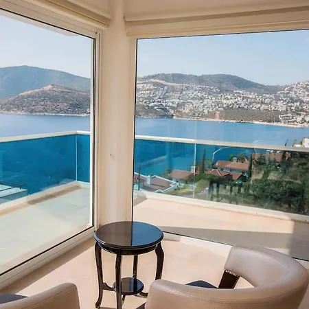וילה Blue Diamond Villa *